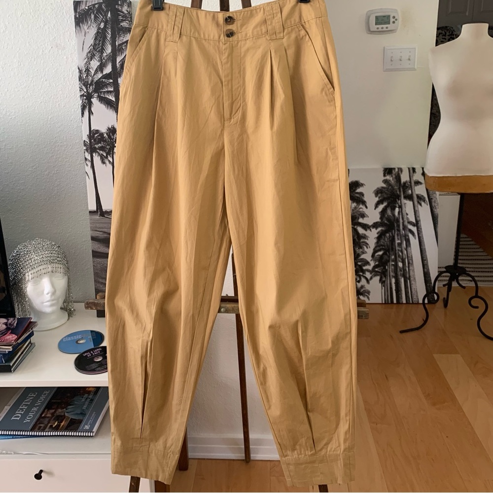 Who What Wear Khaki lightweight 100% cotton pants, tapered jogger style at hem
